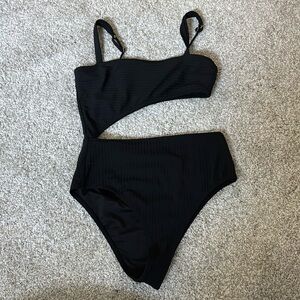 One piece Cut out Bikini